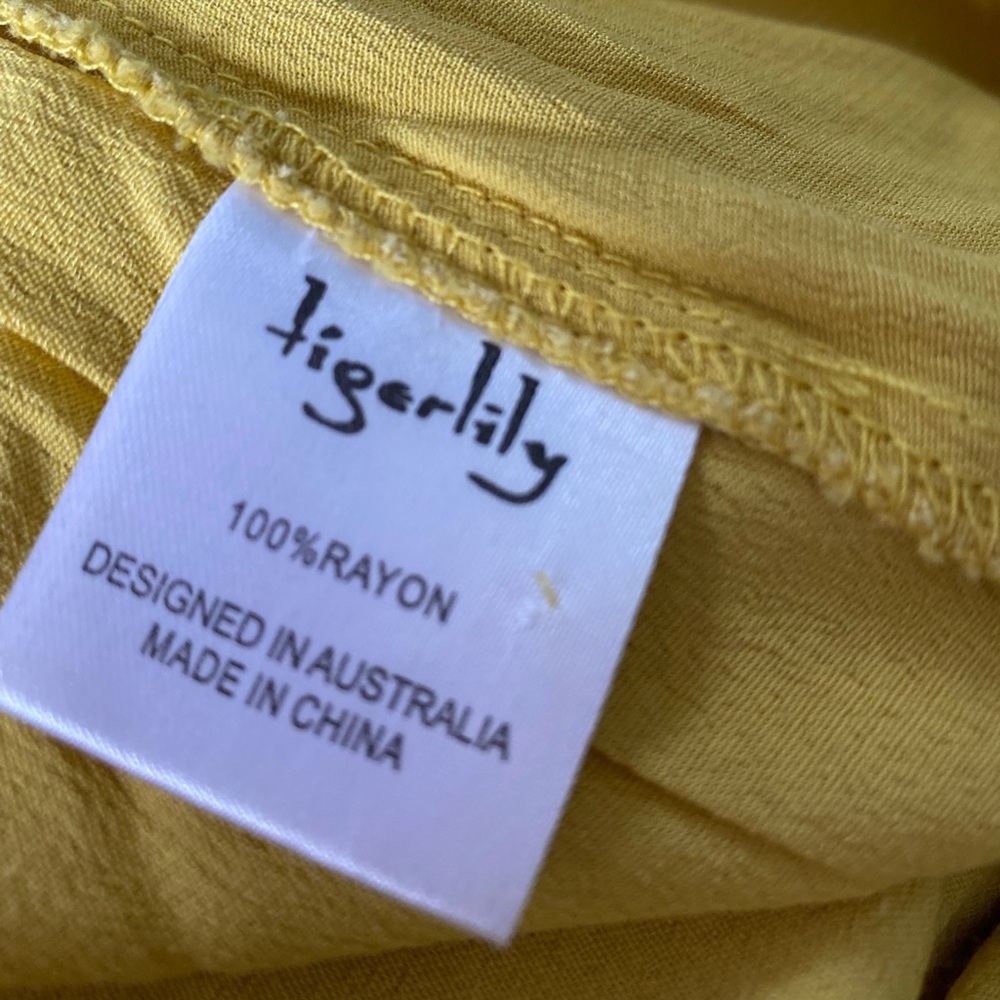 TIGERLILY MIDI SKIRT S8 sunflower yellow, front split. - Picture 4 of 7
